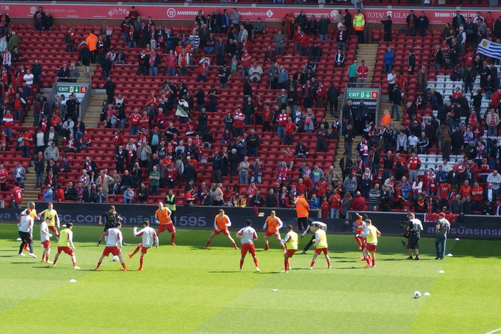 西甲前瞻比分预测：西班牙人VS巴列卡诺，维拉，伯恩茅斯全部拿下！（西甲前瞻与比分预测：西班牙人迎战巴列卡诺，维拉、伯恩茅斯皆取三分！）