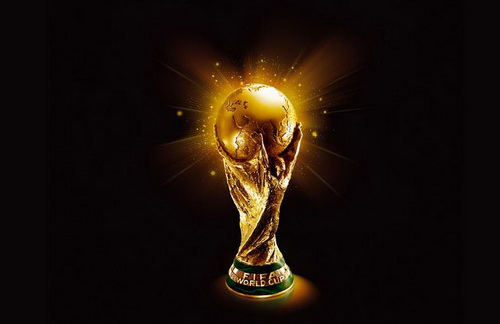 土媒：加拉塔萨雷想在1月引进吕迪格，球员与皇马合同6月到期（土耳其媒体：加拉塔萨雷计划1月引进吕迪格，球员与皇马合同将于6月到期）