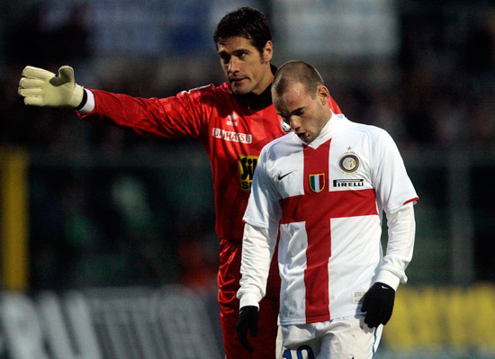 CBA首秀17分钟砍8分3板！宏远18岁小将征服杜锋，二飞为他提前退役（CBA处子秀17分钟8分3板！宏远18岁新星获杜锋认可，二飞为其提前退役）