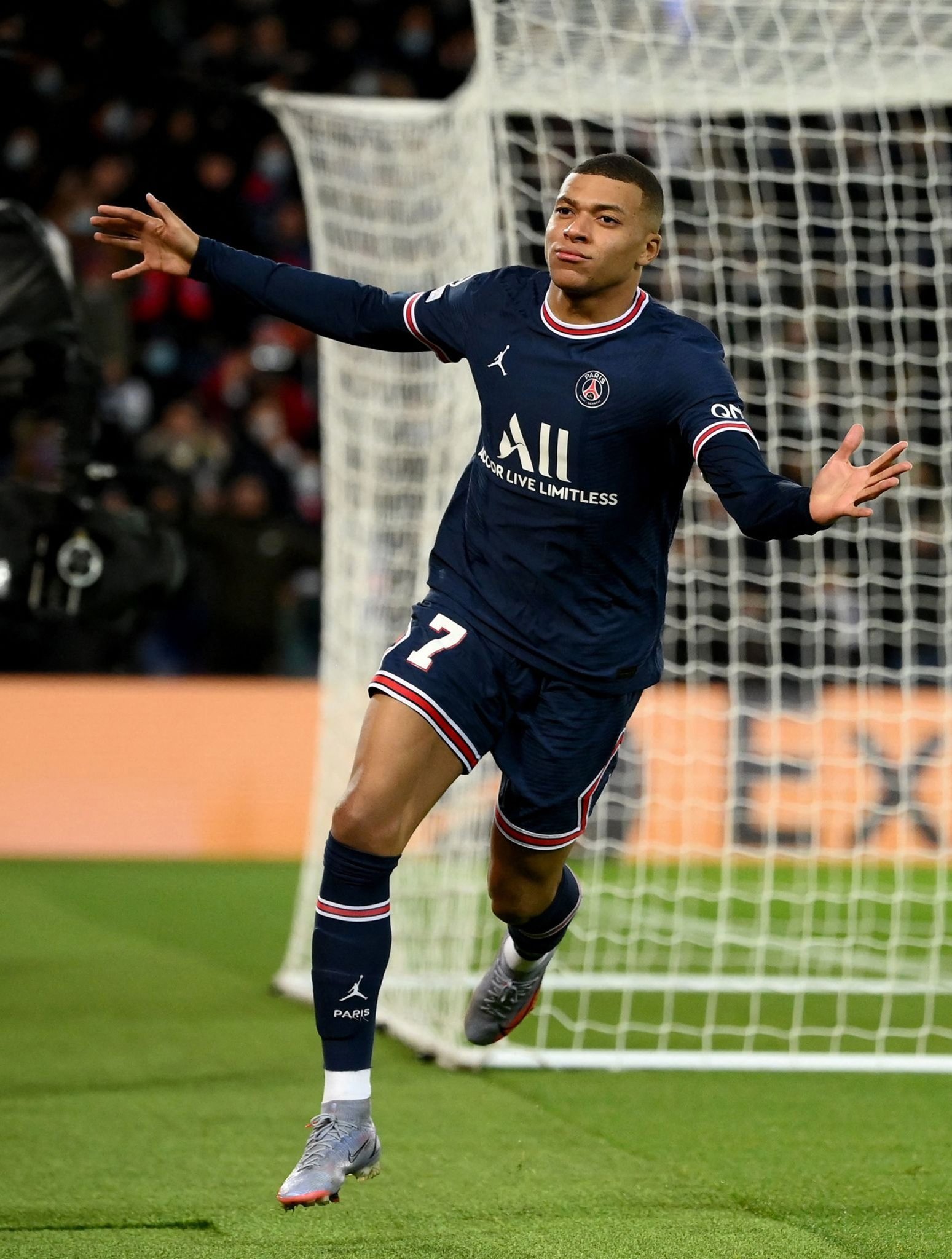 珀斯光荣vs西悉尼流浪者首发：巴巴洛塞斯领衔！塔加特、库尔在列（珀斯光荣战西悉尼流浪者首发出炉：巴巴洛塞斯压阵，塔加特、库尔入列）