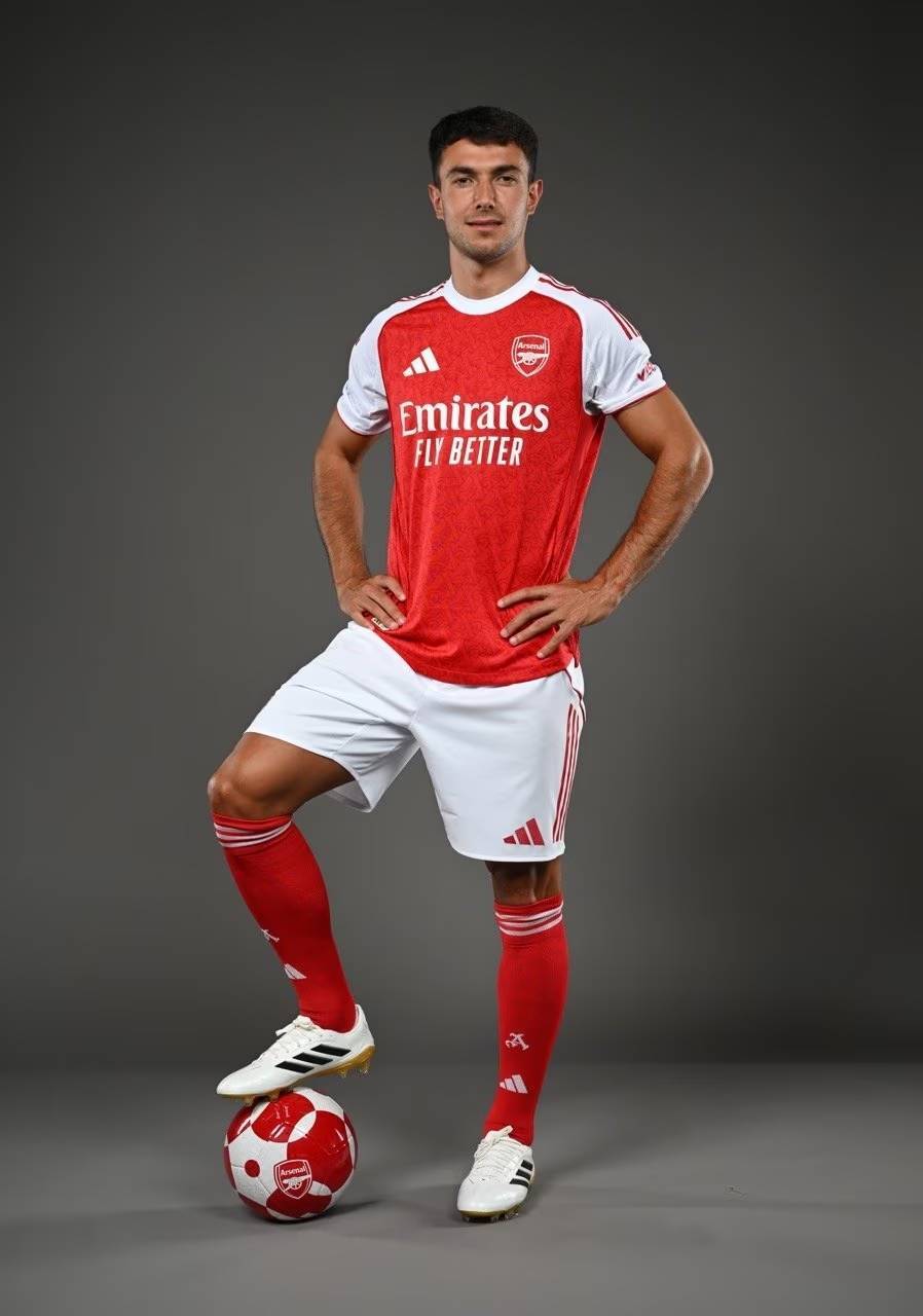 BBC：如果收到合适的报价，热刺愿意出售约翰逊（BBC：若报价到位，热刺愿放行约翰逊）