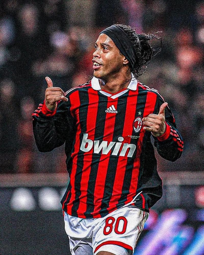 巴萨官方：特尔施特根已获医疗许可，入选对阵法兰克福大名单（巴萨官宣：特尔施特根获准复出，入围对阵法兰克福大名单）