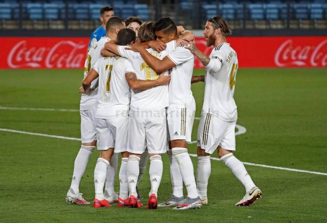 湘超张珈玮：王新欣指导是我的伯乐；湖南足球的氛围其实很好（湘超球员张珈玮：王新欣指导是我的伯乐，湖南足球氛围很不错）