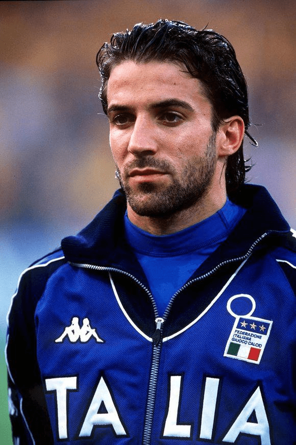 每体：德容未能参与赛前集中，能否出战本轮联赛成疑（每体：德容未随队参加赛前集合，出战本轮联赛存疑）