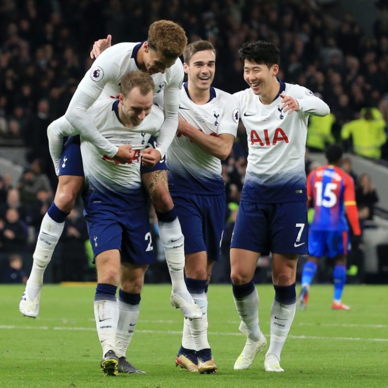 凯尔：我和施洛特贝克没矛盾；他的续约？在经济上我们尽全力（凯尔：与施洛特贝克无矛盾；续约事宜我们在财务上已尽全力）