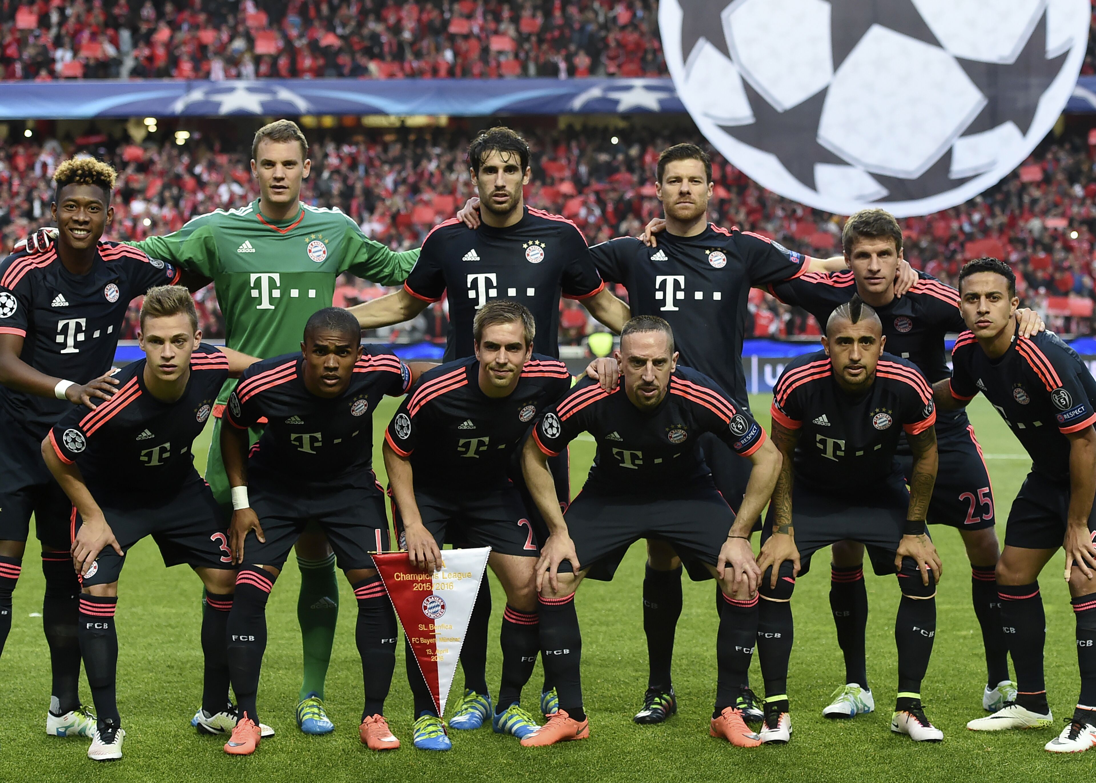 波兰主帅：即使踢得丑陋也要赢球；扎莱夫斯基染黄让我恼火（波兰主帅：胜利压倒一切，哪怕踢得难看；扎莱夫斯基的黄牌让我不满）